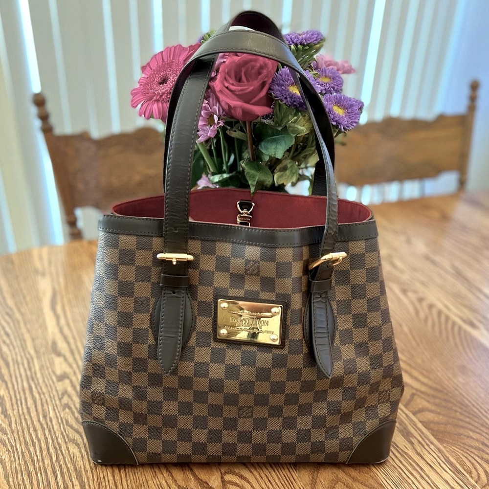 ❣️SOLD❣️Louis Vuitton Hampstead MM
